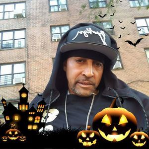 Meet your Posher, Quincy